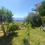 Casa Del Sole Alojamento de Acomodação e Pequeno-almoço Capo dʼOrlando